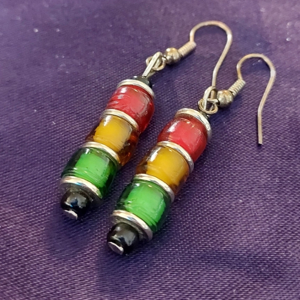 FREE with 2+ items NWT LikeDat Jamaican earrings